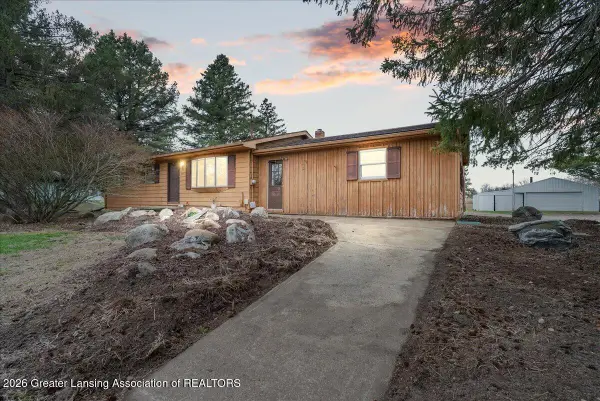 1570 S Williamston Road, Dansville, MI 48819