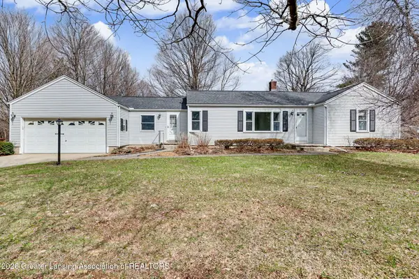 1482 W Kalamo Highway #R2, Charlotte, MI 48813