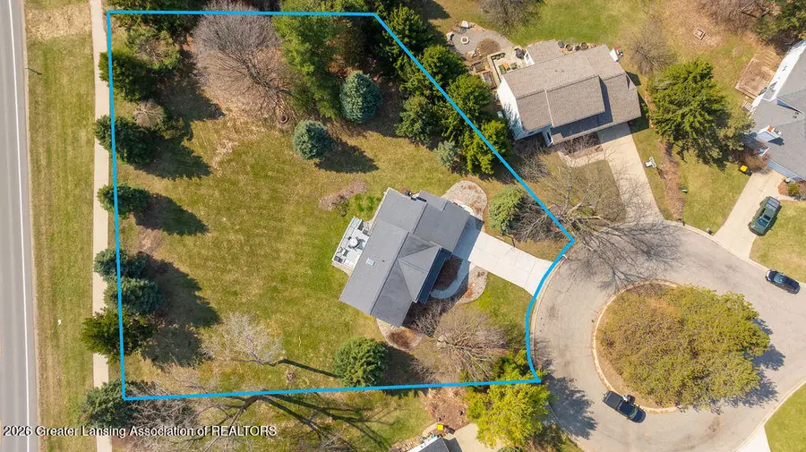 3529 E Hiawatha Drive, Okemos, MI 48864 - #3