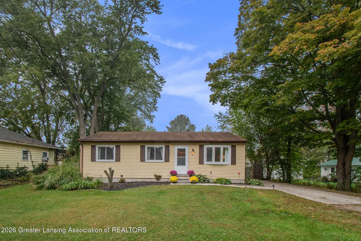 618 Forest Street, Eaton Rapids, MI 48827 - #1