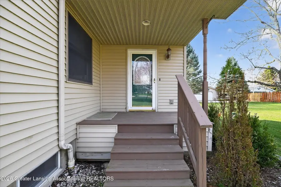 1681 W Lawrence Highway, Charlotte, MI 48813 - #3