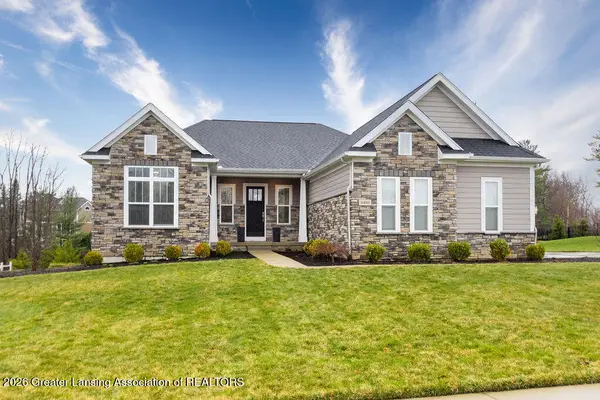 6480 Heathfield Drive, East Lansing, MI 48823