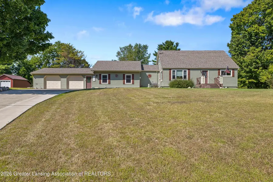 2855 N Stewart Road, Charlotte, MI 48813 - #2