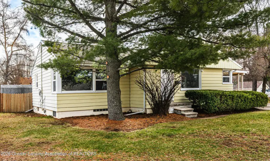 2711 Pleasant Grove Road, Lansing, MI 48910 - #2