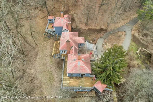 9300 Lookout Point Drive, Laingsburg, MI 48848