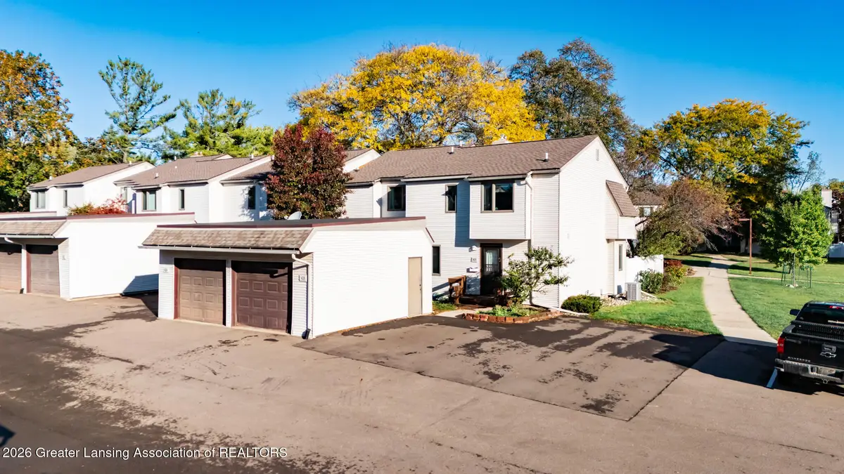 1426 Roxburgh Avenue, East Lansing, MI 48823 - #1