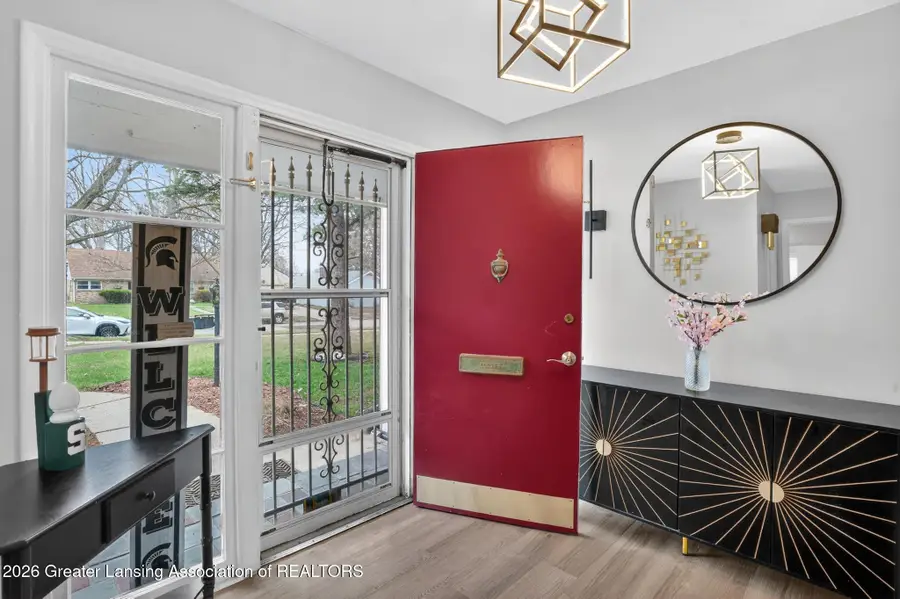 437 S Verlinden Avenue, Lansing, MI 48915 - #2