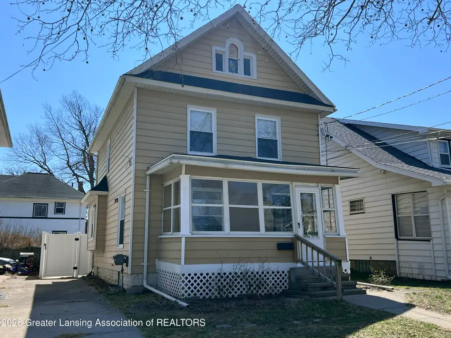 1403 W Michigan Avenue, Lansing, MI 48915 - #2