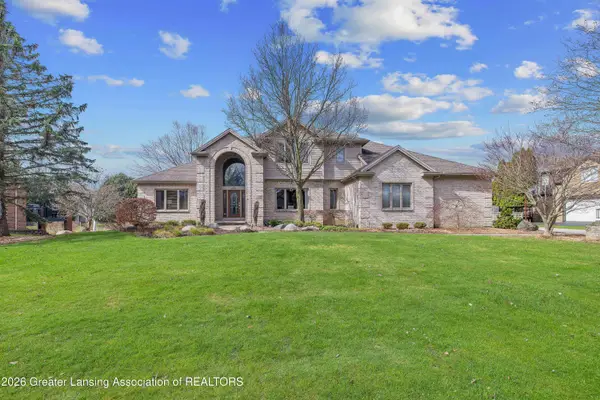 6291 Pine Hollow Drive, East Lansing, MI 48823