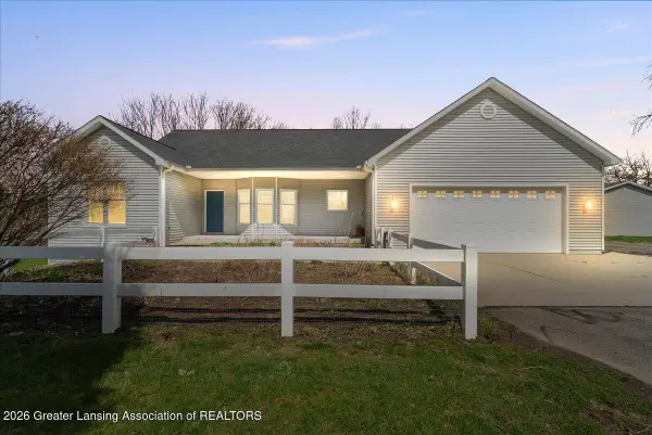 5859 Sleight Road, Bath, MI 48808