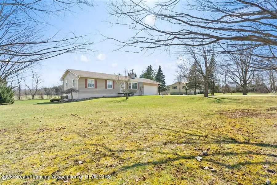 2475 Yallup Road, Saint Johns, MI 48879 - #2