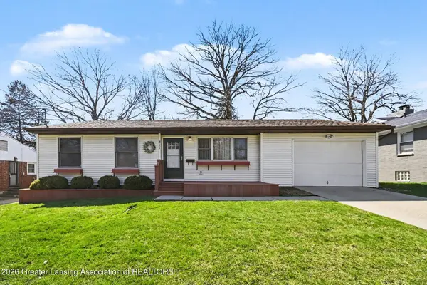 411 Midvale Avenue, Lansing, MI 48912