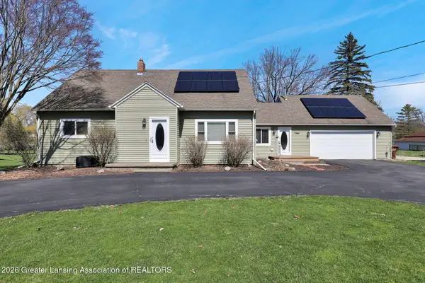 7360 Delta River Drive, Lansing, MI 48906