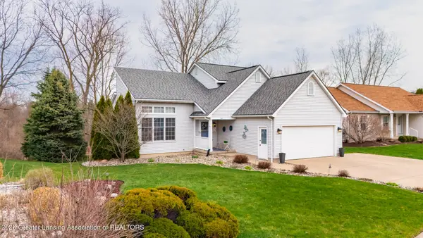 906 Stag Thicket Lane, Mason, MI 48854