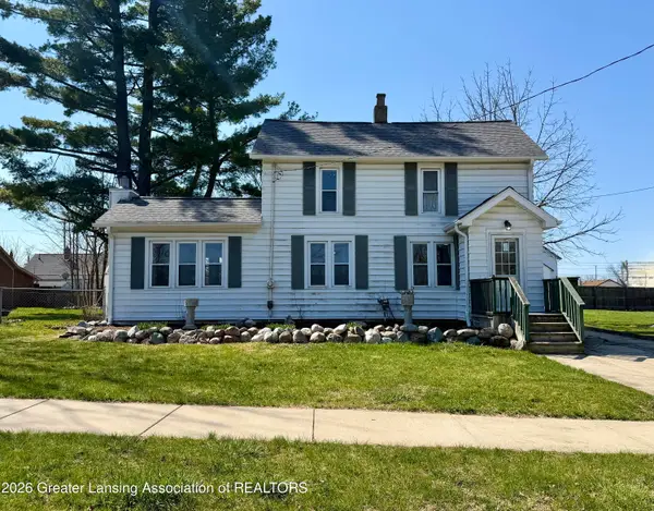 215 N Cottage Street, Potterville, MI 48876