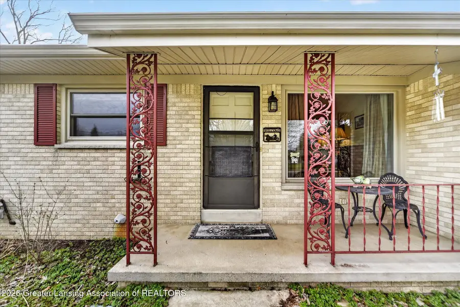 7713 Jon Scott Drive, Grand Ledge, MI 48837 - #2