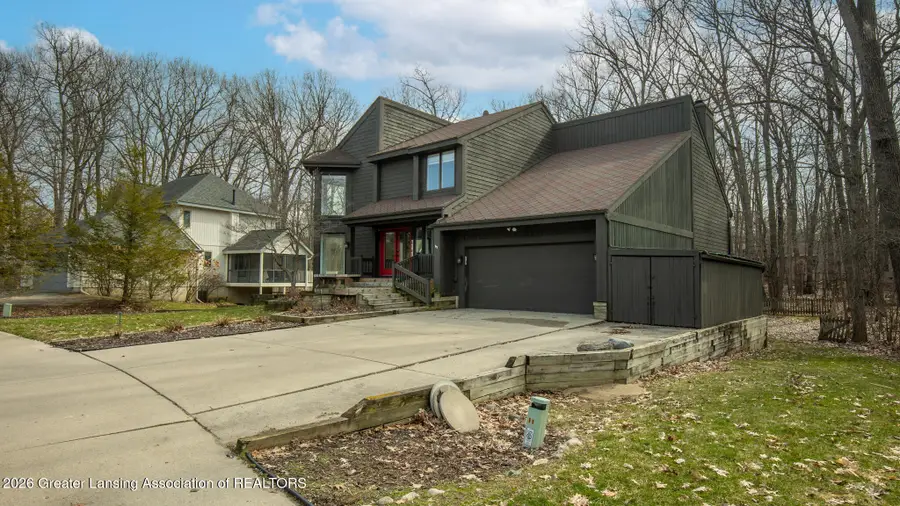 6101 Oak Park Trail, Haslett, MI 48840 - #3