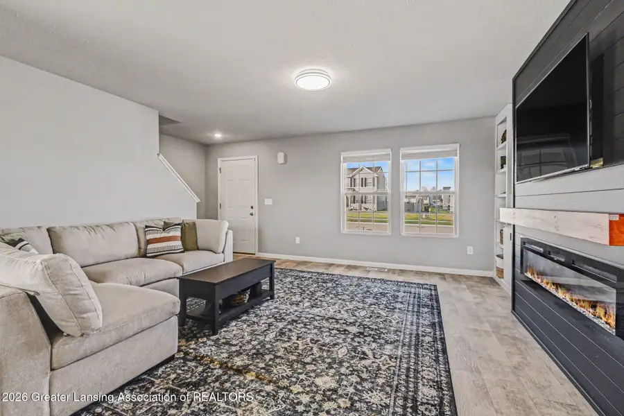 854 Saint Johns Chase, Grand Ledge, MI 48837 - #3