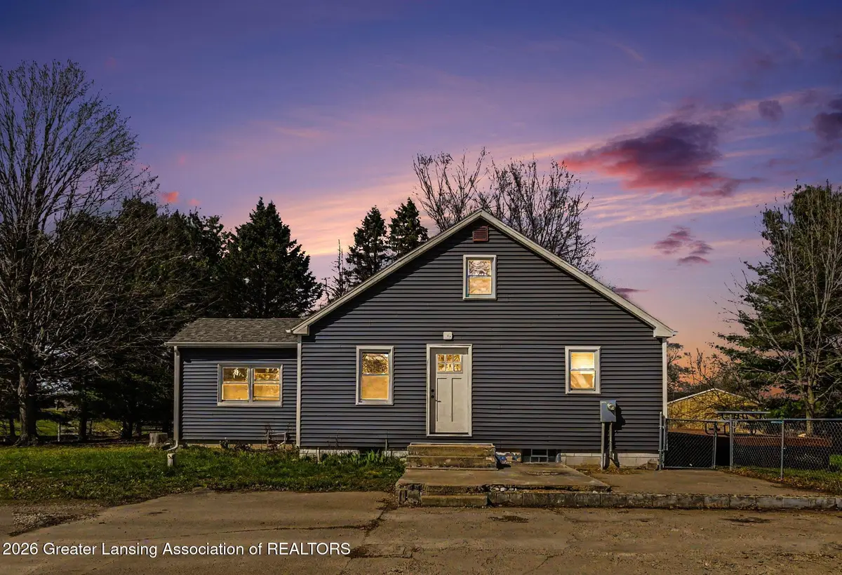 7097 S Clinton Trail, Eaton Rapids, MI 48827 - #1