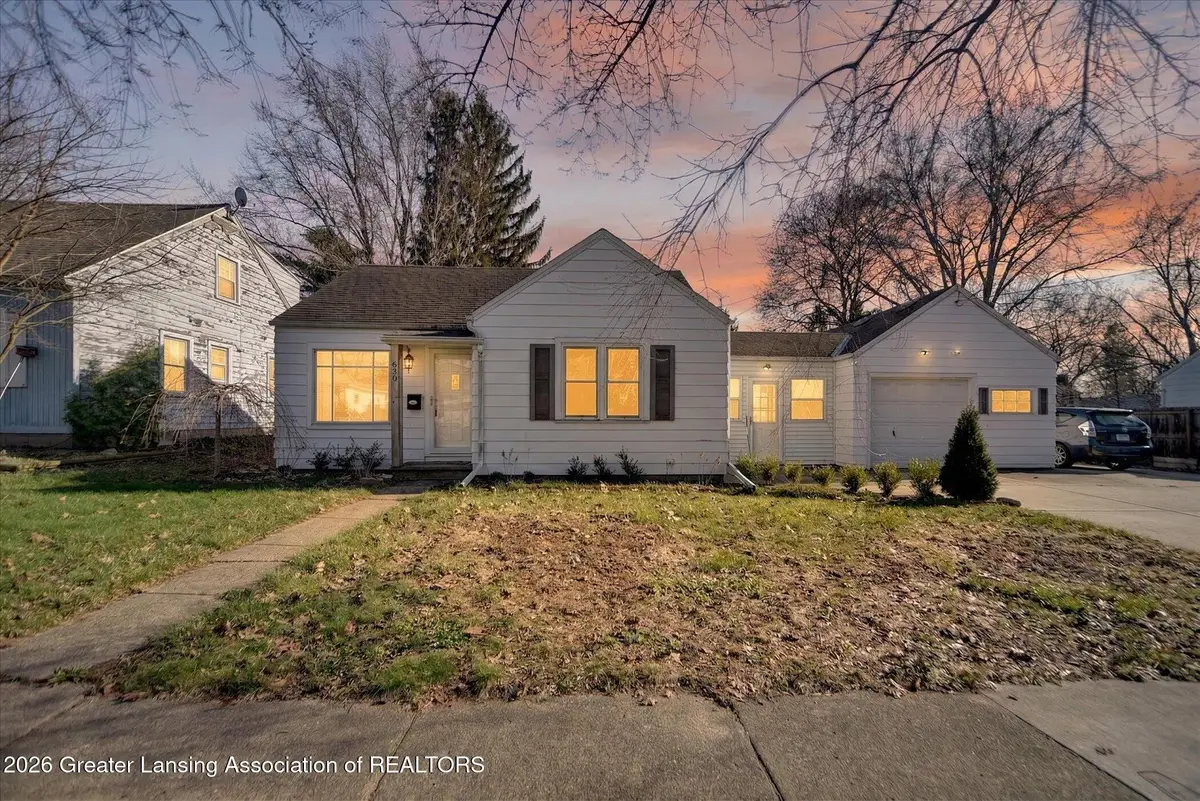 630 E Greenlawn Avenue, Lansing, MI 48910 - #1