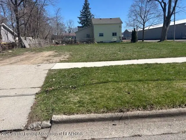 210 Ross Street, Saint Johns, MI 48879 - #2