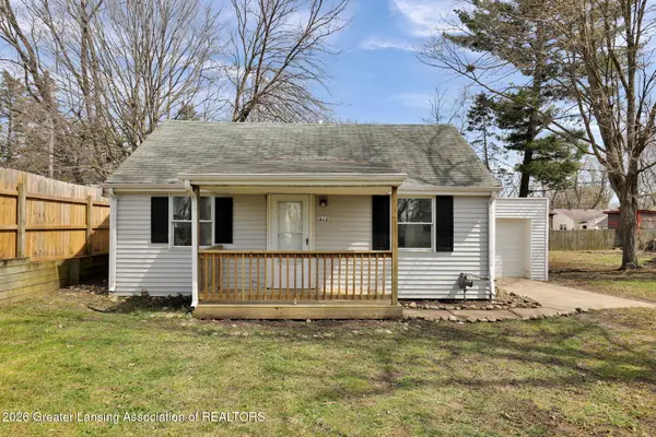 612 Theo Avenue, Lansing, MI 48917