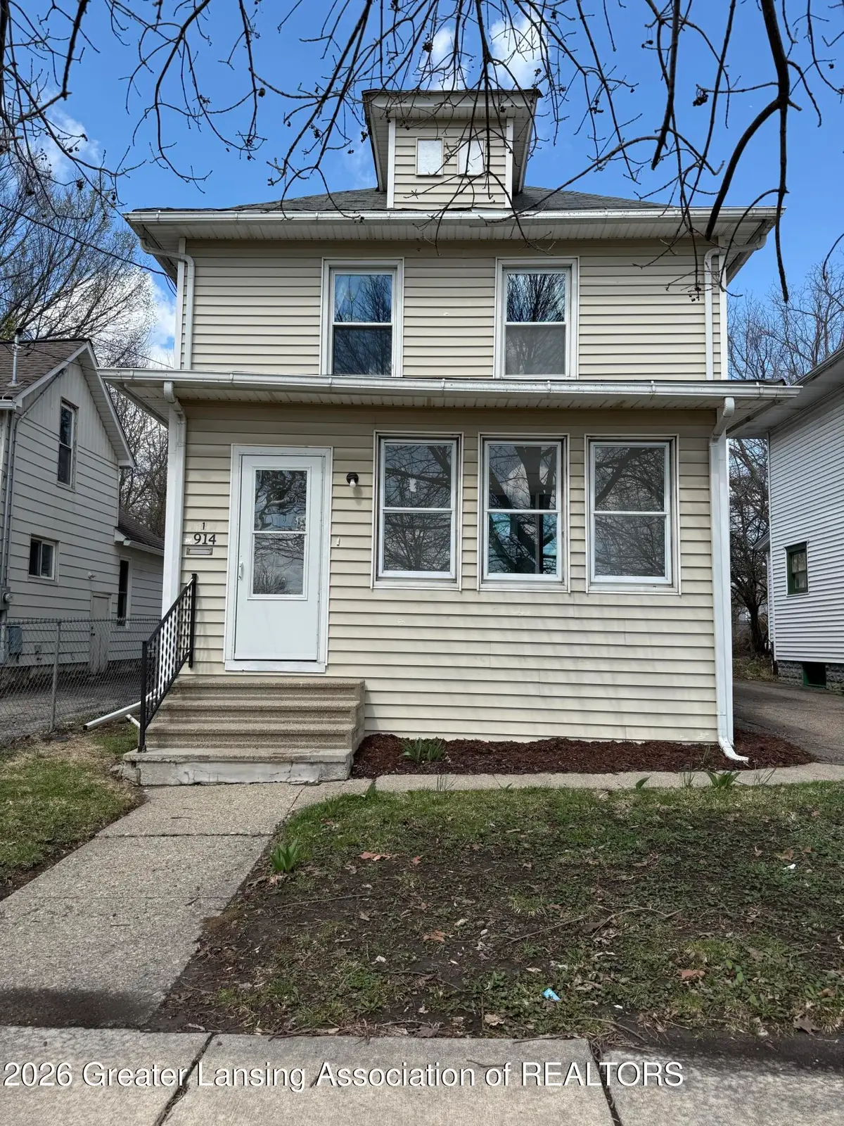 914 W Hillsdale Street, Lansing, MI 48915 - #1