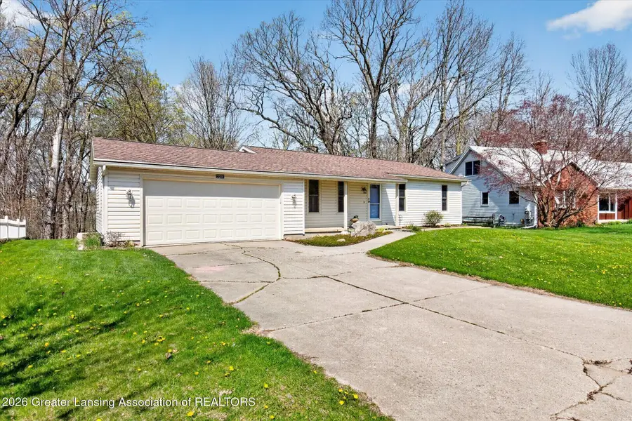 2211 Hilltop Drive, Lansing, MI 48917 - #3