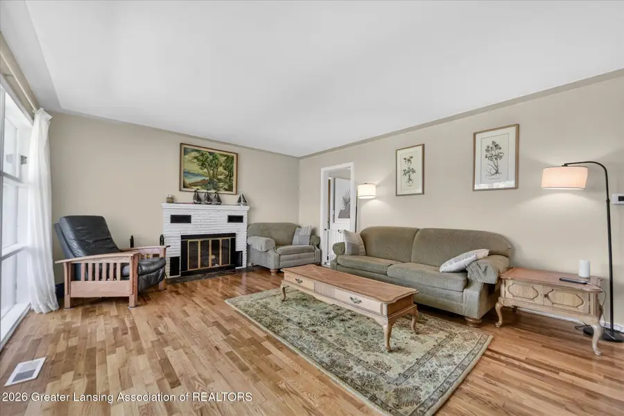 1121 Jenne Street, Grand Ledge, MI 48837 - #3