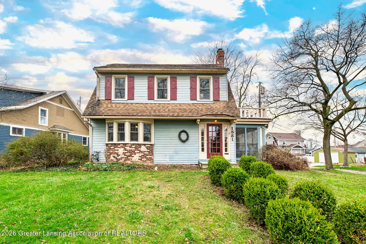 1581 N Genesee Drive, Lansing, MI 48915 - #1