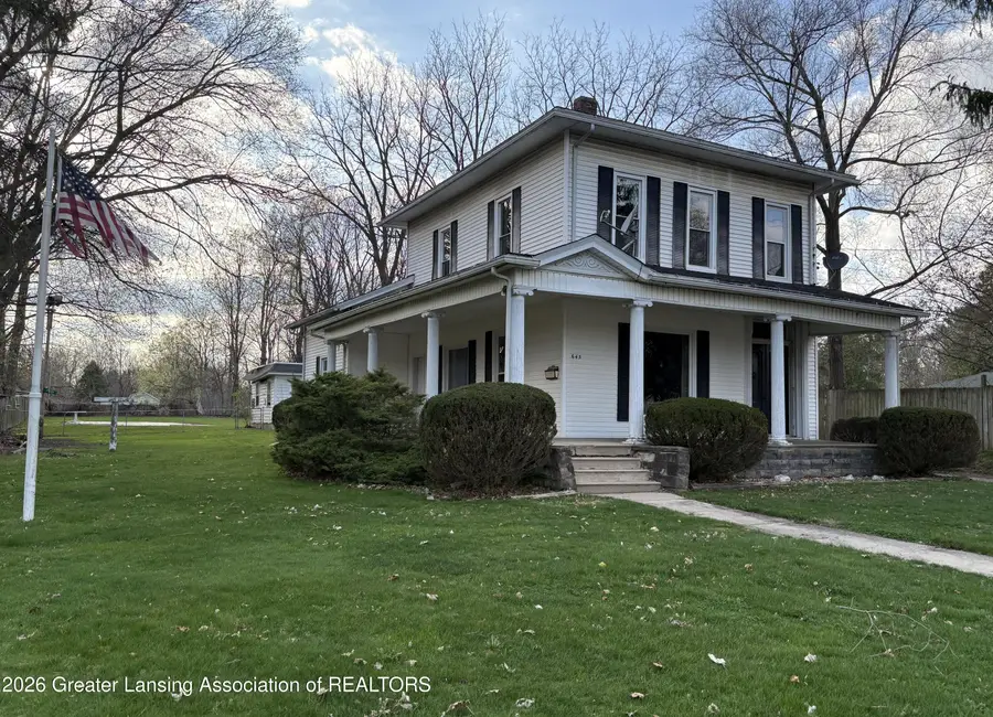 645 N Cochran Avenue, Charlotte, MI 48813 - #2