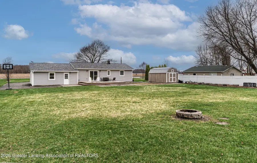 8422 N Cochran Road, Grand Ledge, MI 48837 - #2