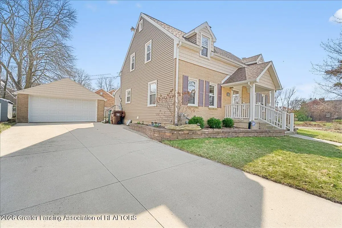 1615 W Ottawa Street, Lansing, MI 48915 - #1