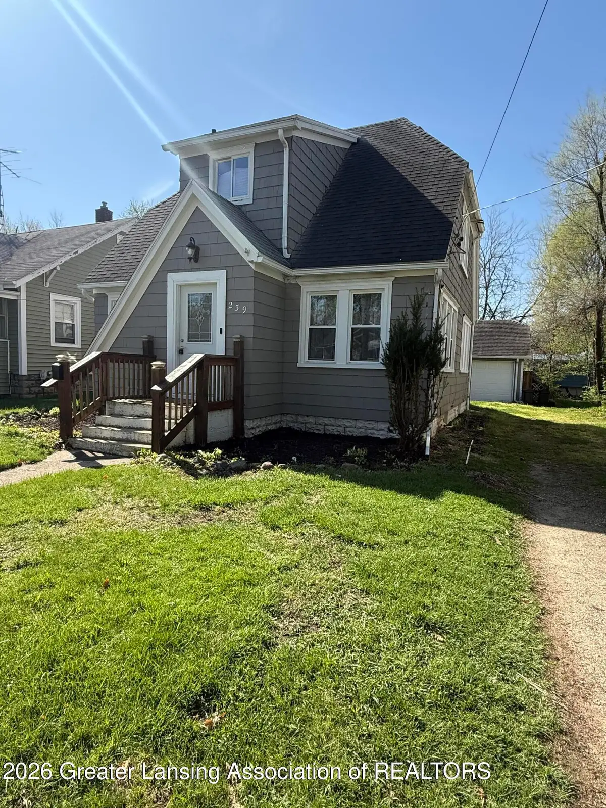 239 W Palmer Avenue, Jackson, MI 49203 - #1