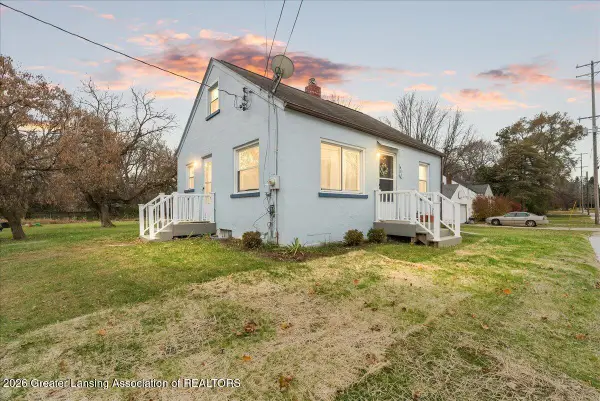 421 W Lake Lansing Road, East Lansing, MI 48823
