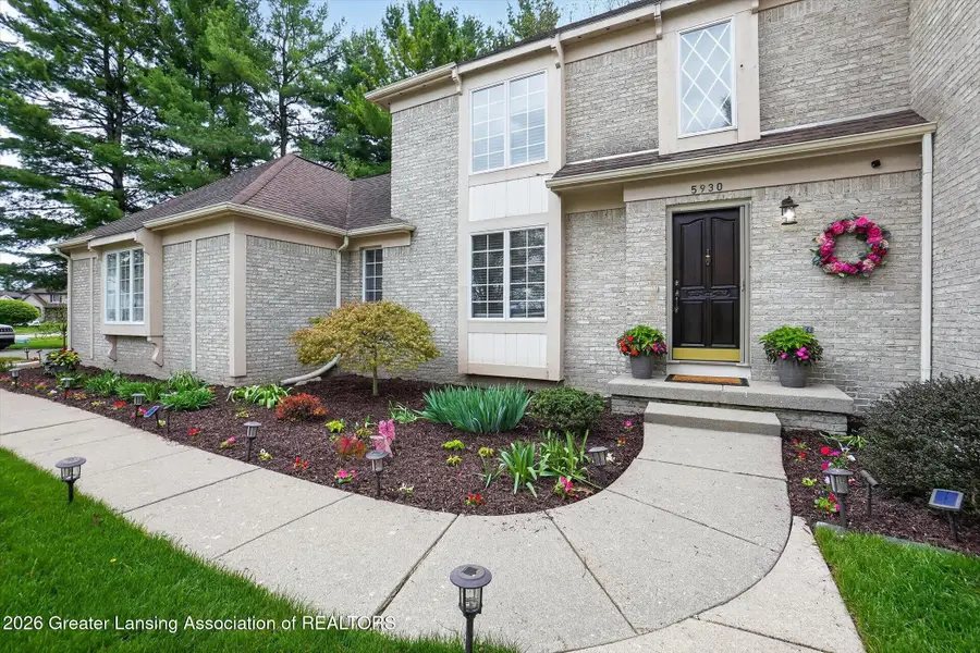 5930 Eagles Way, Haslett, MI 48840 - #2