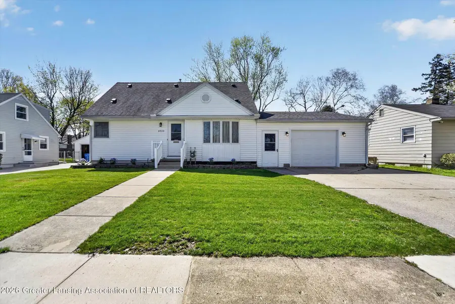 4322 Devonshire Avenue, Lansing, MI 48910 - #2