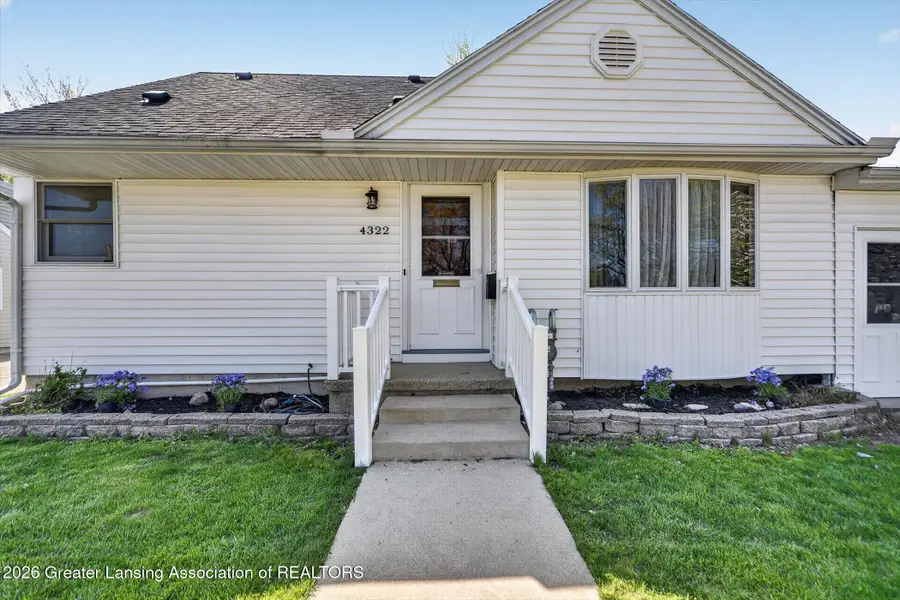 4322 Devonshire Avenue, Lansing, MI 48910 - #3