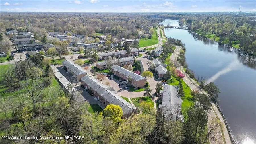 3333 Moores River #305, Lansing, MI 48911 - #3