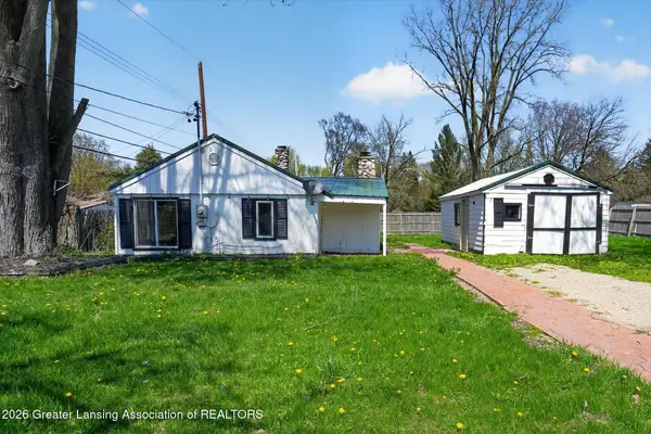 3024 W Jolly Road, Lansing, MI 48911