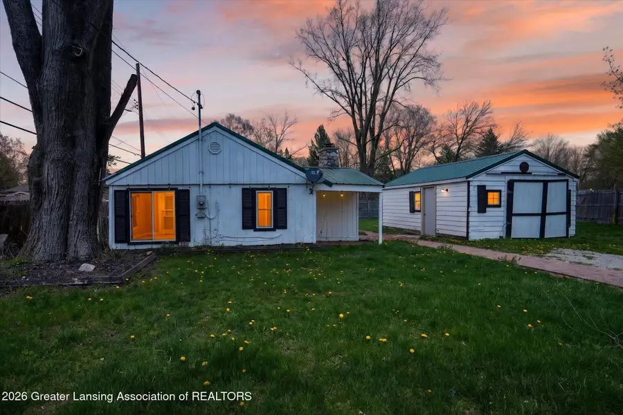 3024 W Jolly Road, Lansing, MI 48911 - #2