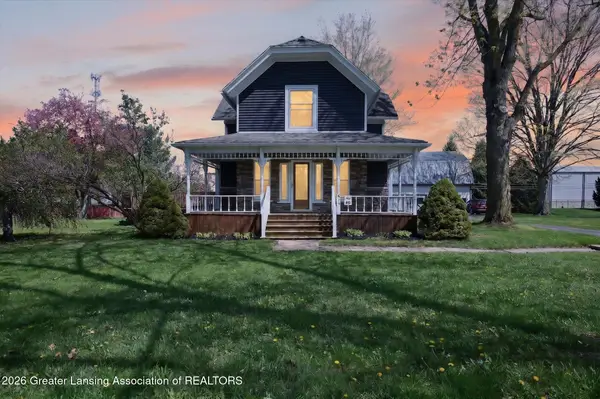 813 S Putnam Street, Williamston, MI 48895