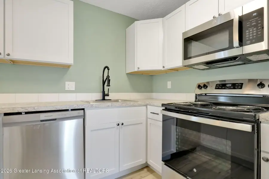 3404 N Larch Street, Lansing, MI 48906 - #3