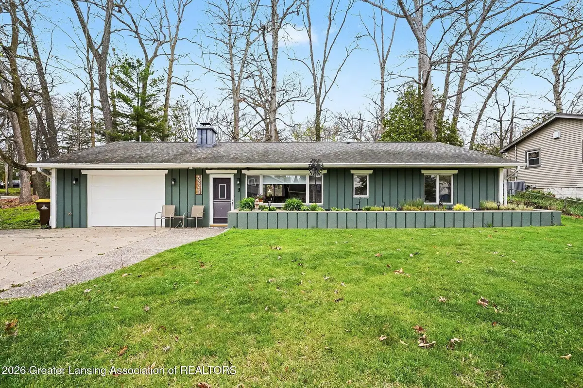 6275 Lake Drive, Haslett, MI 48840 - #1