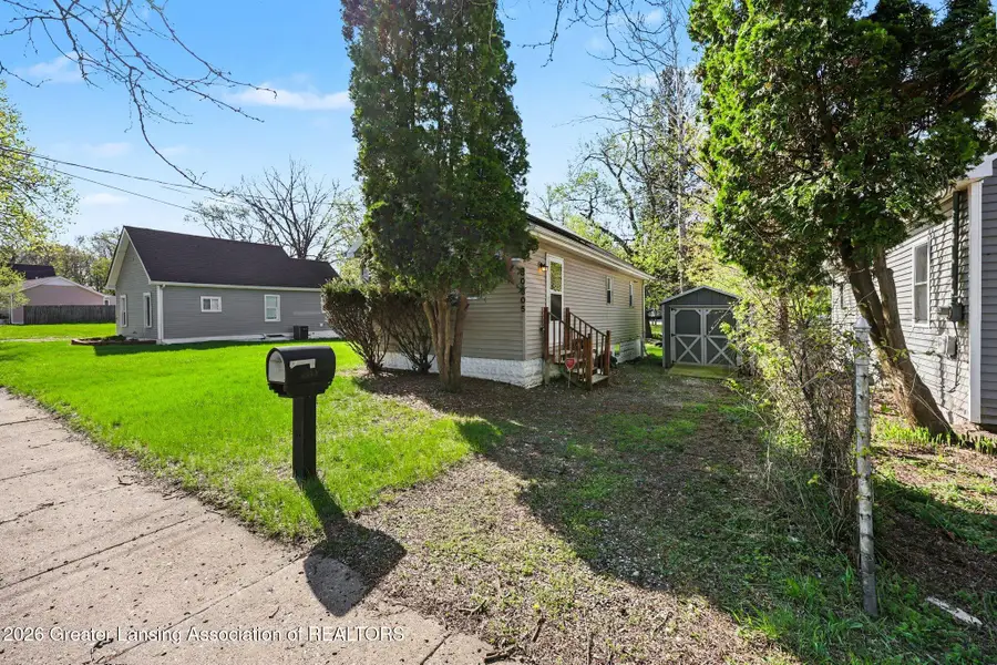 305 E Euclid Avenue, Jackson, MI 49203 - #2