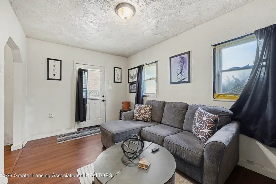 305 E Euclid Avenue, Jackson, MI 49203 - #3