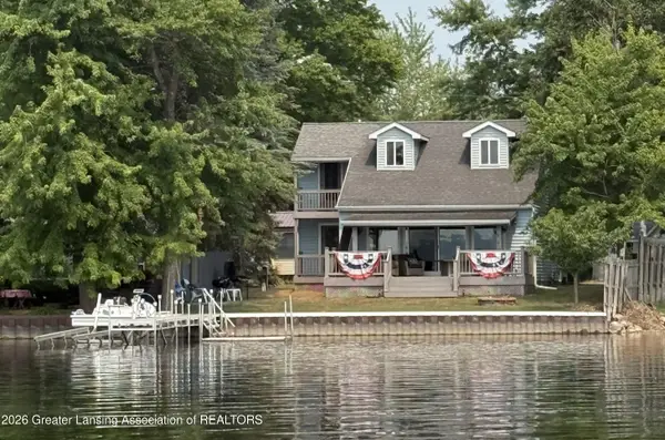 1328 Shepard Street, Crystal, MI 48818