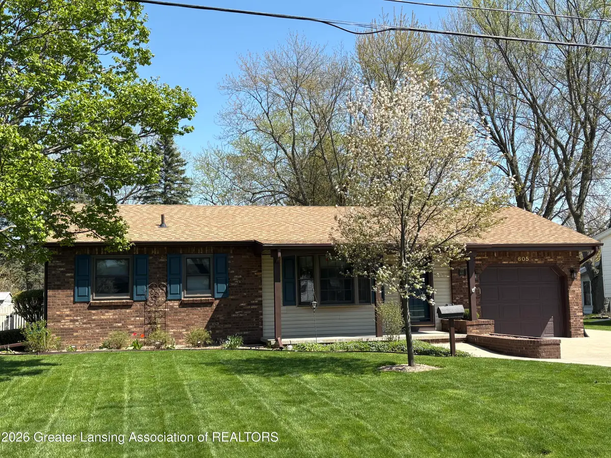 605 S Kibbee Street, Saint Johns, MI 48879 - #1