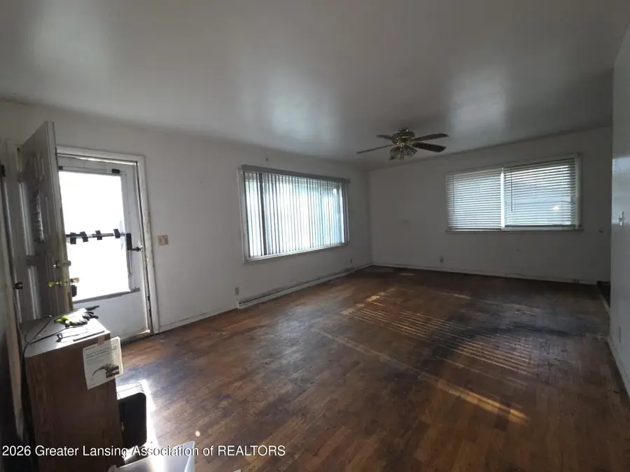 245 N Howard Avenue, Lansing, MI 48912 - #3