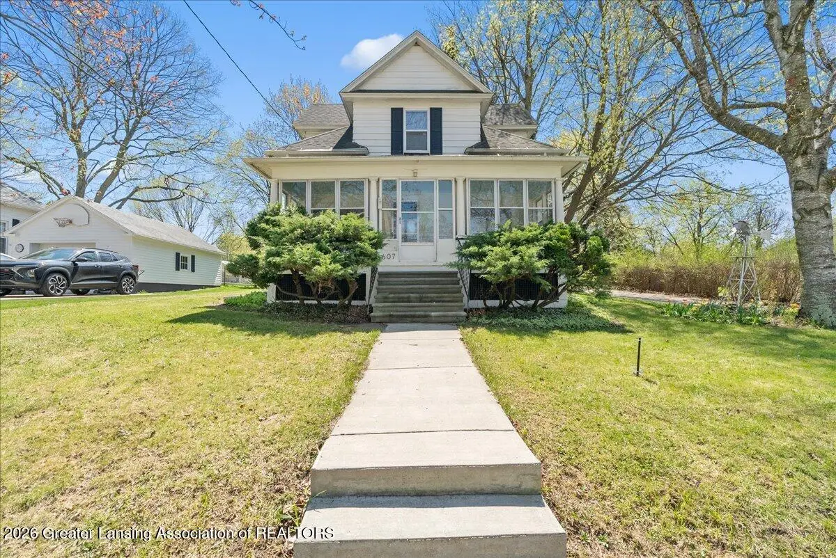 607 W Mcconnell Street, Saint Johns, MI 48879 - #1